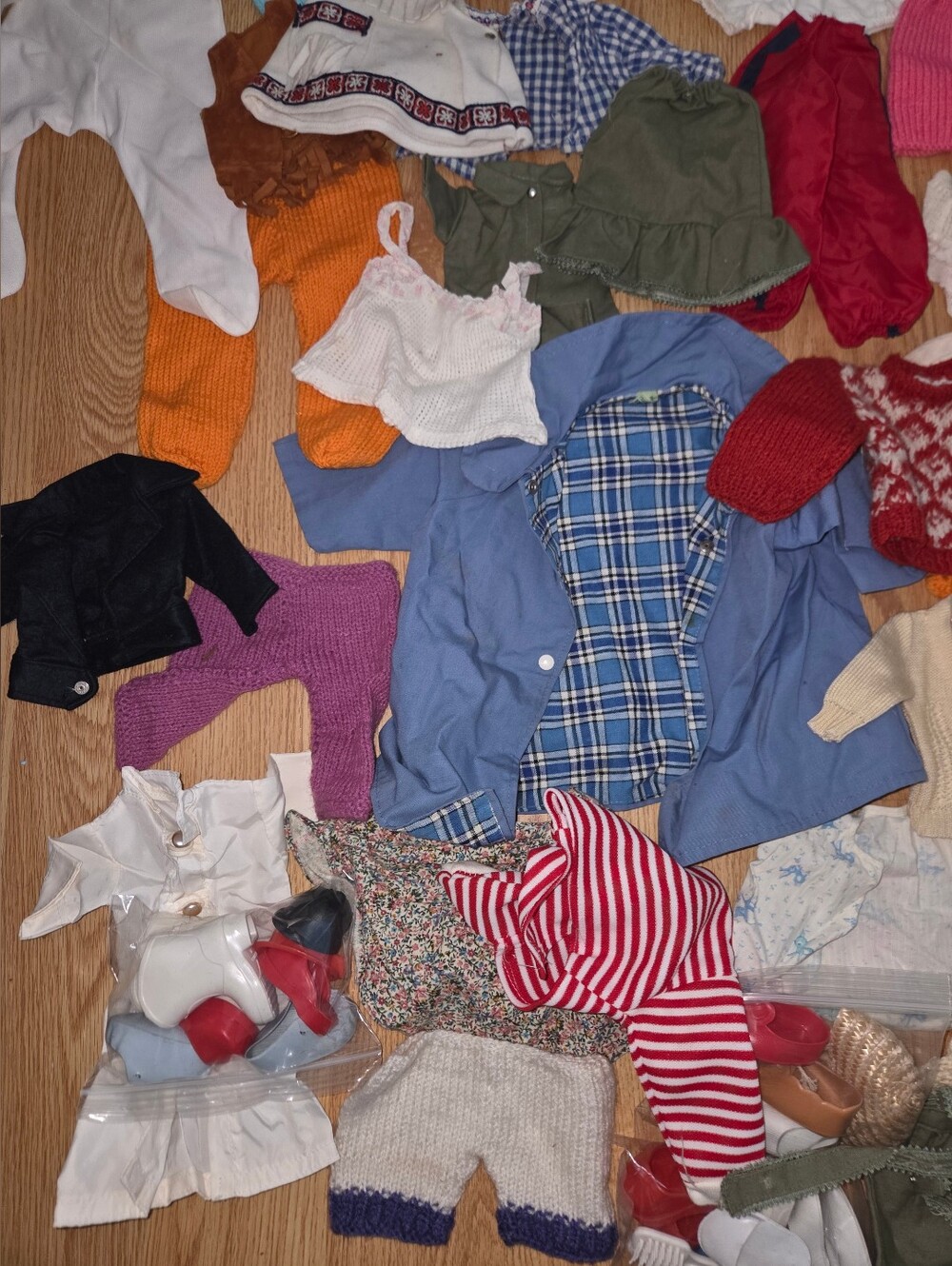 Mixed Doll Clothes Lot - Multi Color Assortment - Picture 2 of 6